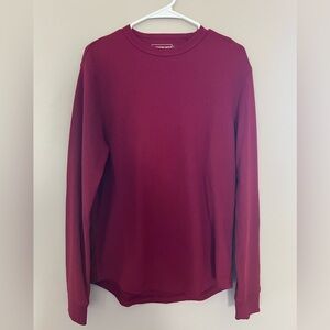 Mens American Eagle red long sleeve tee. Size Medium.